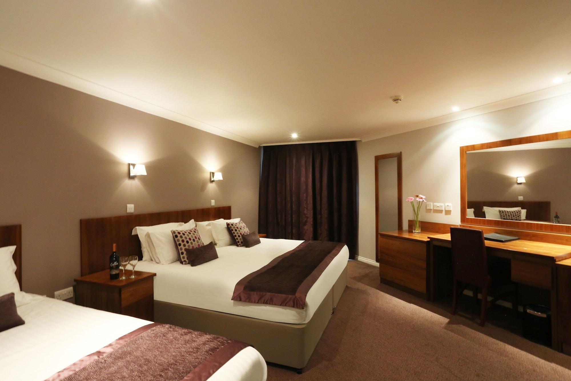 Stoke By Nayland Hotel, Golf & Spa Leavenheath Bagian luar foto