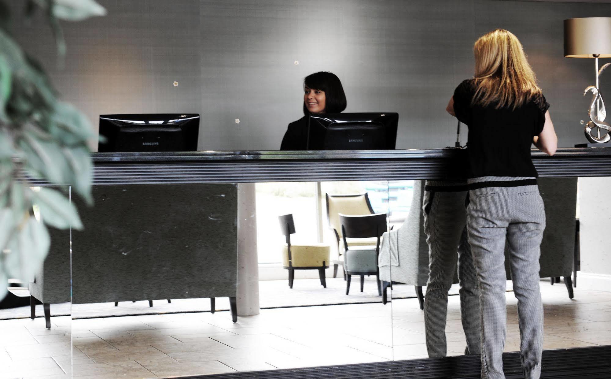 Stoke By Nayland Hotel, Golf & Spa Leavenheath Bagian luar foto